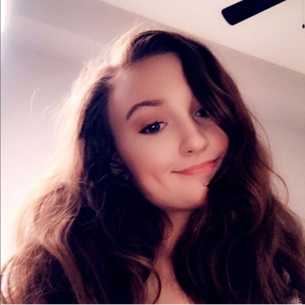 Meet your Posher, Heidi